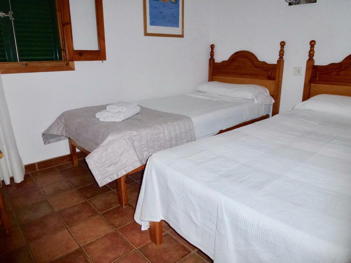 Villa Gaya Cala Blanca  Luaran gambar